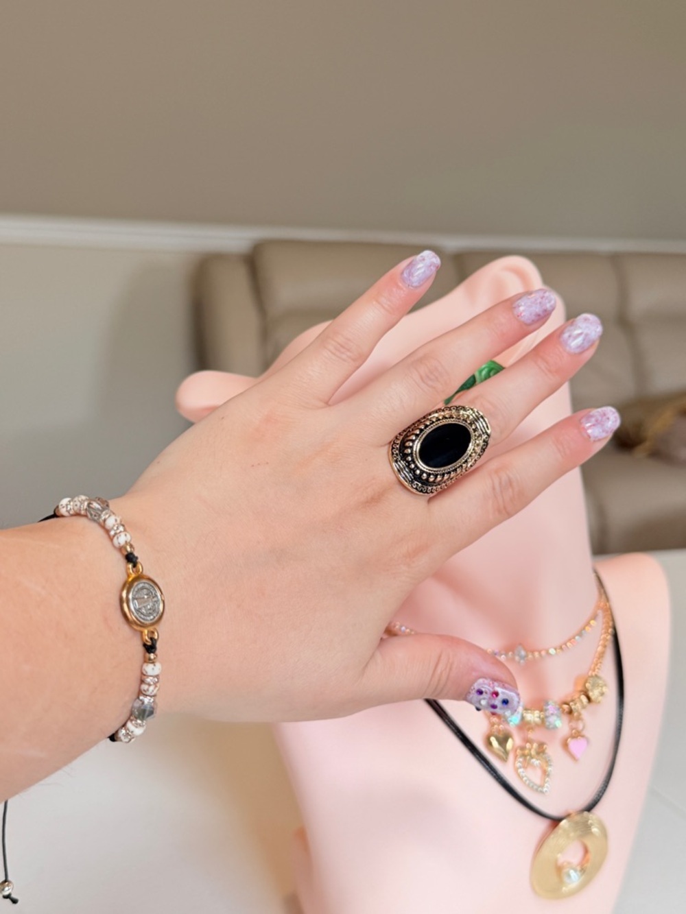 Vintage-Inspired Black Stone Oval Ring